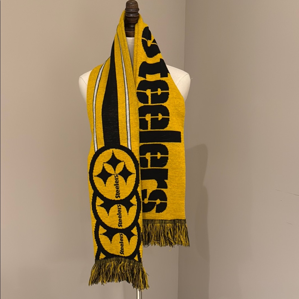Pittsburgh Steelers Yellow and Black Winter Scarf